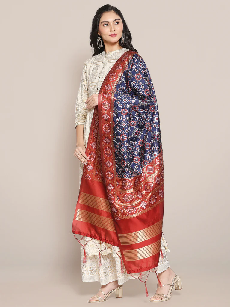 Banarasi Patola Silk Dupatta - Image 3